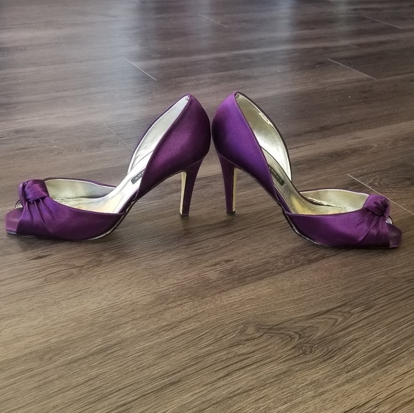 Adriana Silk Amethyst Heels - Picture 5 of 7